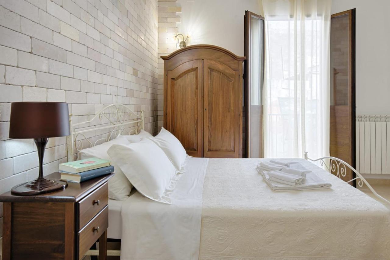Bed and Breakfast Il Vicoletto à Pulsano Extérieur photo