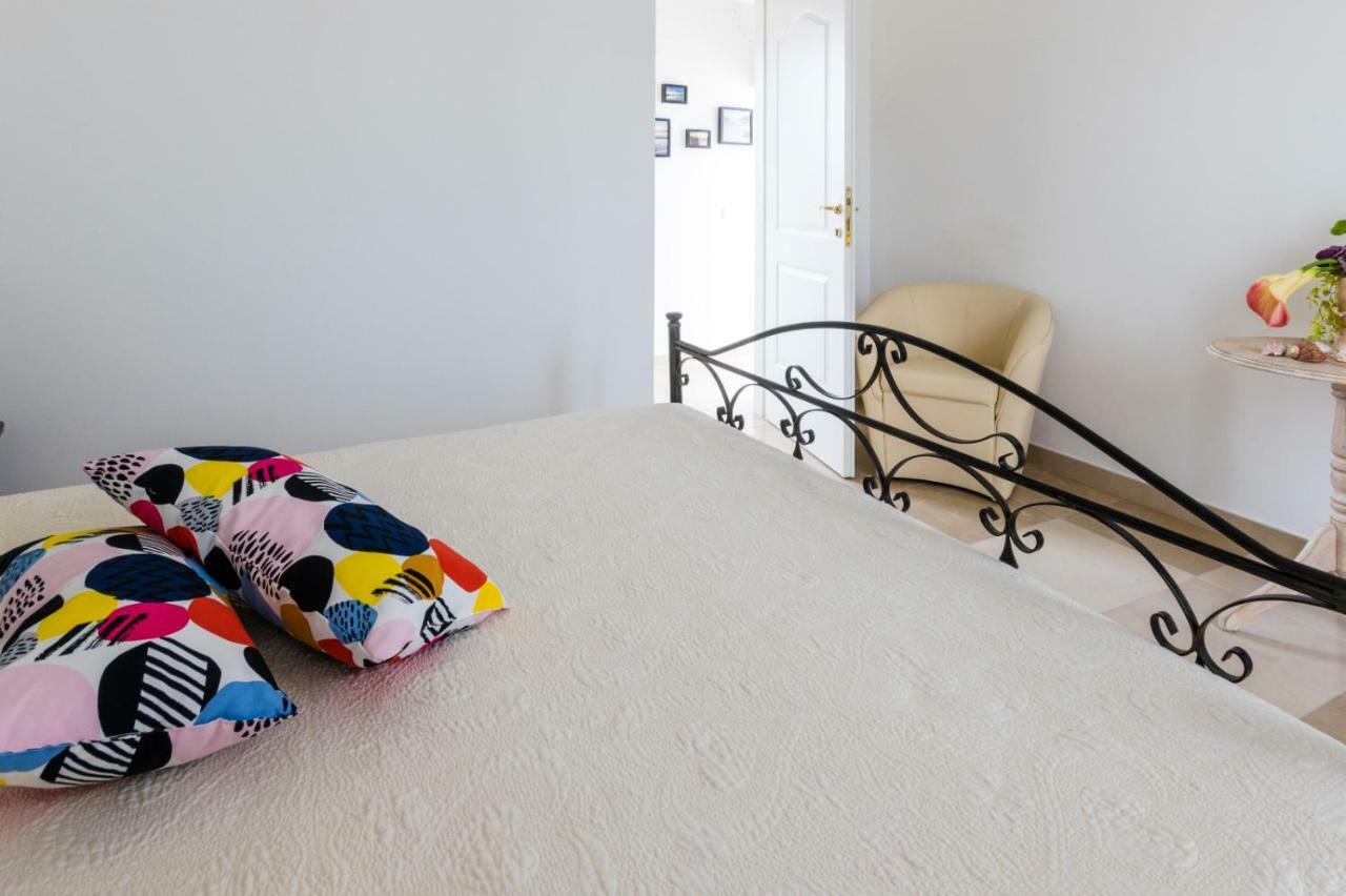 Bed and Breakfast Il Vicoletto à Pulsano Extérieur photo